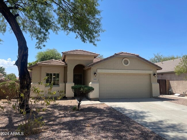 Primary Photo - 15433 W Mercer Ln