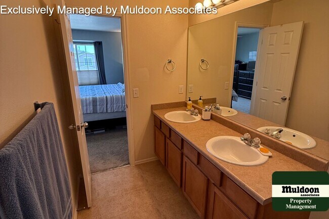 Building Photo - 5097 Tabor Lane