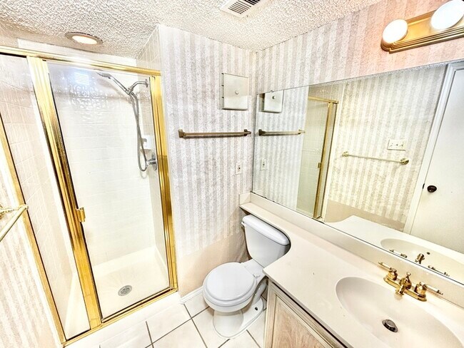 Building Photo - 503 Ranch Trail