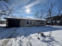 Building Photo - 7420 Diane Dr