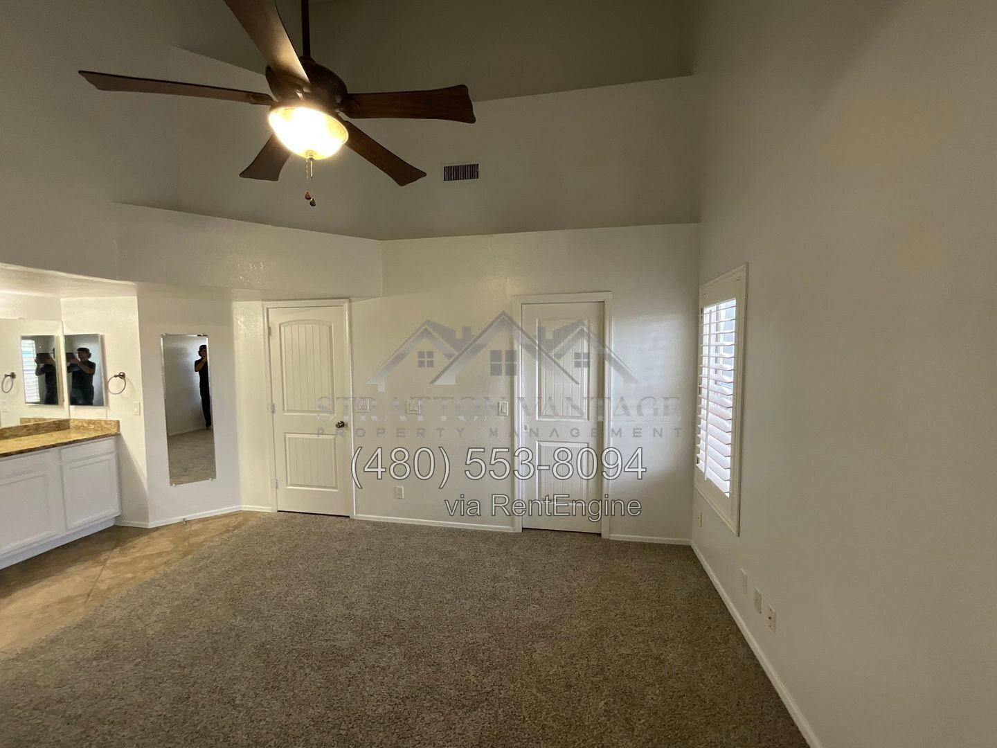 Building Photo - 441 S Maple