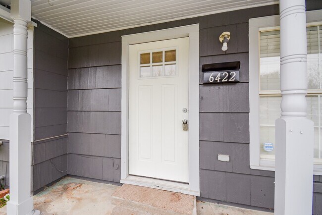 Building Photo - 6422 Sherwood Dr