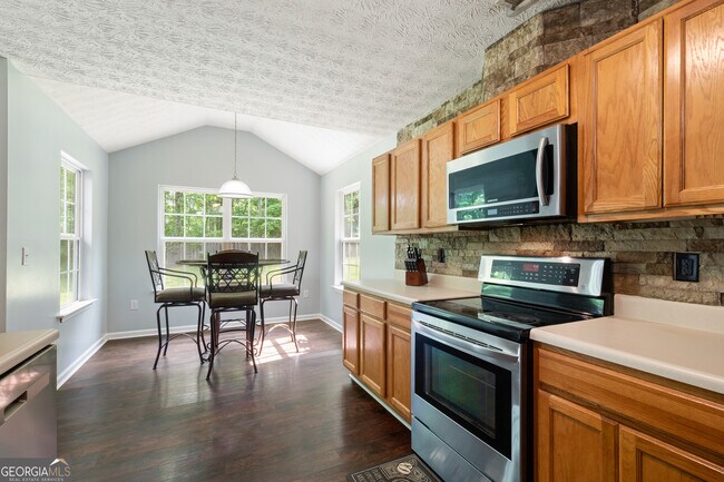 Building Photo - 3775 GA-16