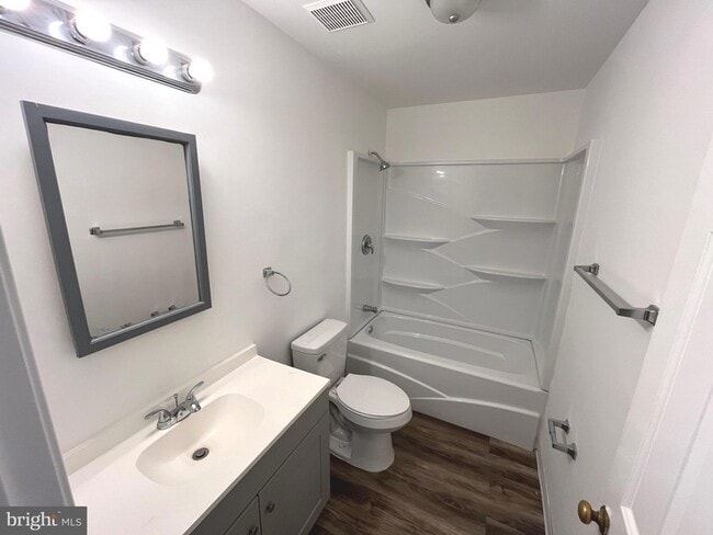 Building Photo - 255 Farrell Ln