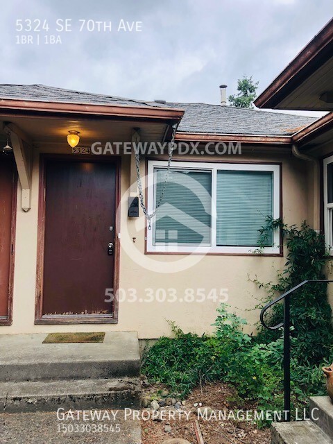 Building Photo - 5324 SE 70th Ave