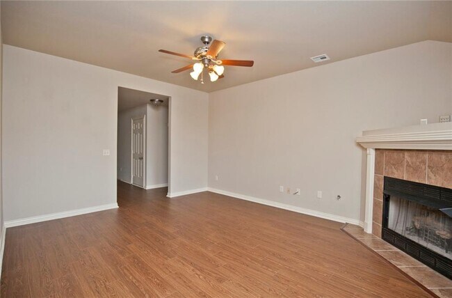 Building Photo - 611 Firewood Dr