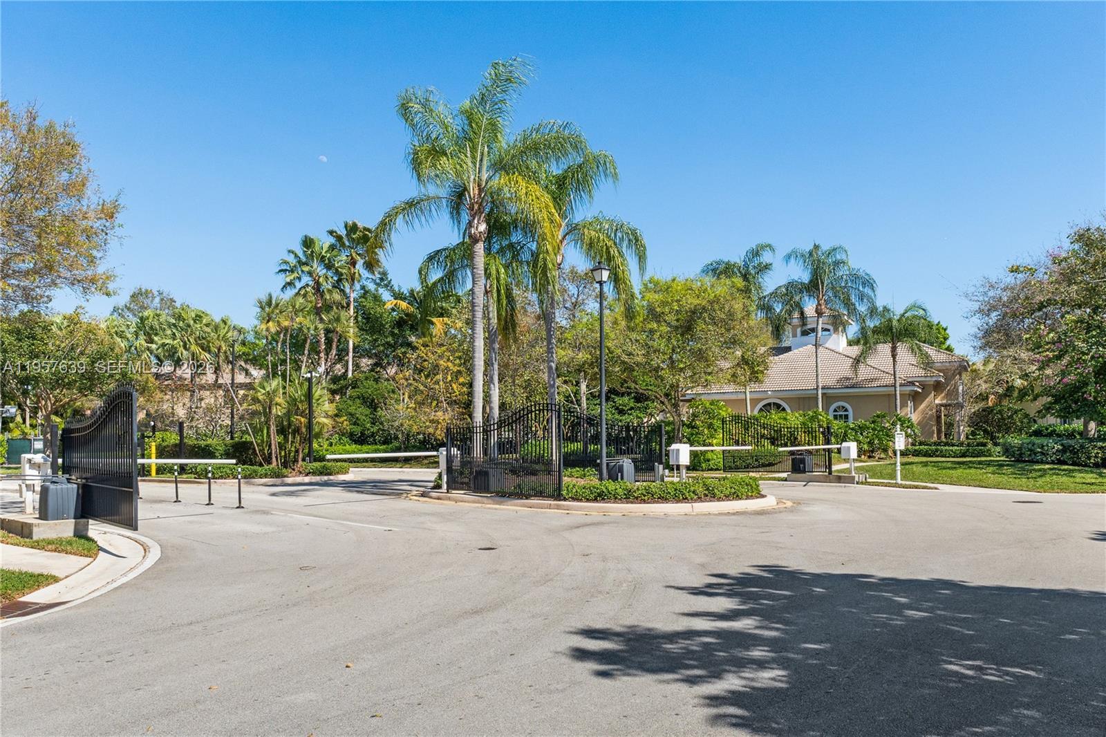 Building Photo - 5758 NW 48th Ave