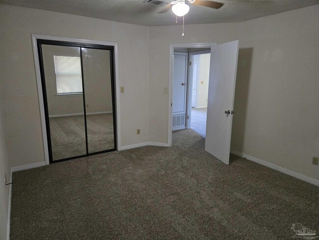 Building Photo - 5396 Camille Gardens Cir