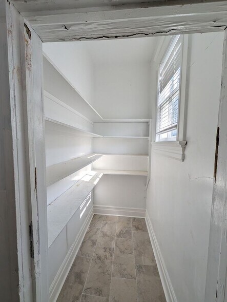 Building Photo - 920 Magnolia St