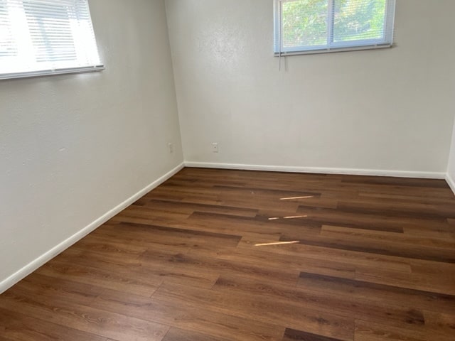 Building Photo - 4205 Moorhead Ave