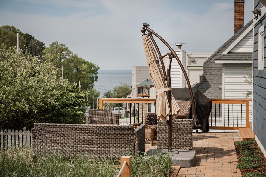 Building Photo - 150 Prospect St