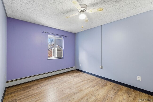 Building Photo - 57 St Johns Parkside