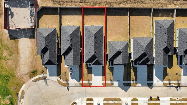 Building Photo - 14315 Leafy Willow Dr