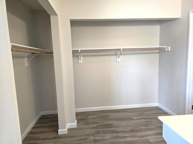 Building Photo - 4045 S Spitze Dr