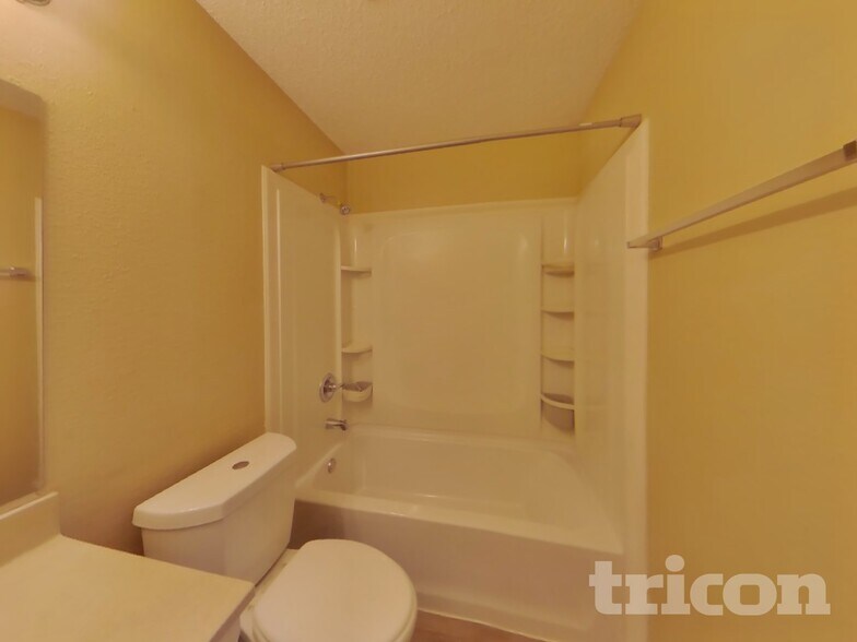 Building Photo - 1015 Cedar Run Dr