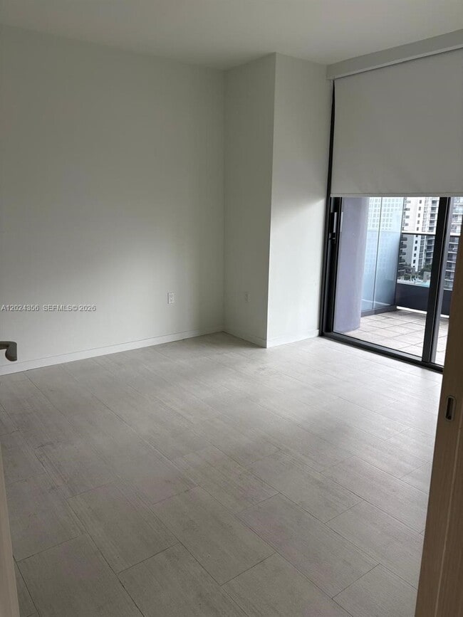 Building Photo - 1000 Brickell Plaza