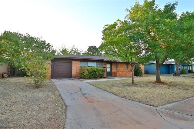 Primary Photo - 1443 Beechwood Ln
