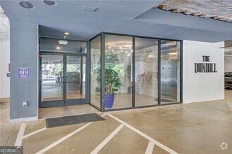 Building Photo - 6890 Peachtree Rd