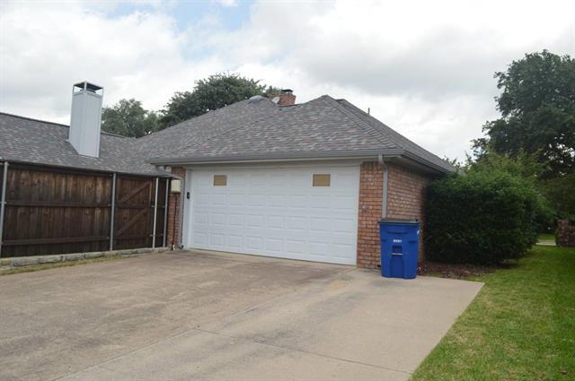 Building Photo - 2522 Belmeade Dr