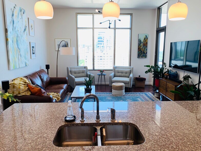 Living room from kitchen - 565 Peachtree St NE