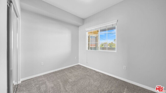 Building Photo - 1408 W Washington Blvd