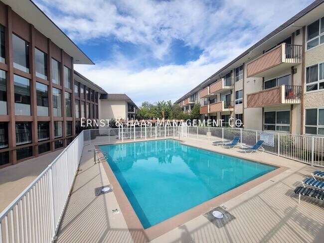 Building Photo - 5585 E Pacific Coast Hwy