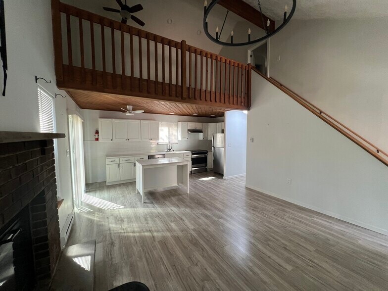 Building Photo - 8446 Bear Trail Dr