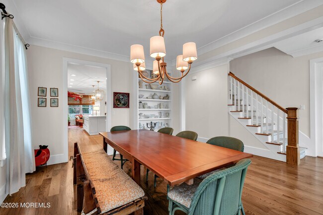 Building Photo - 513 Morris Ave