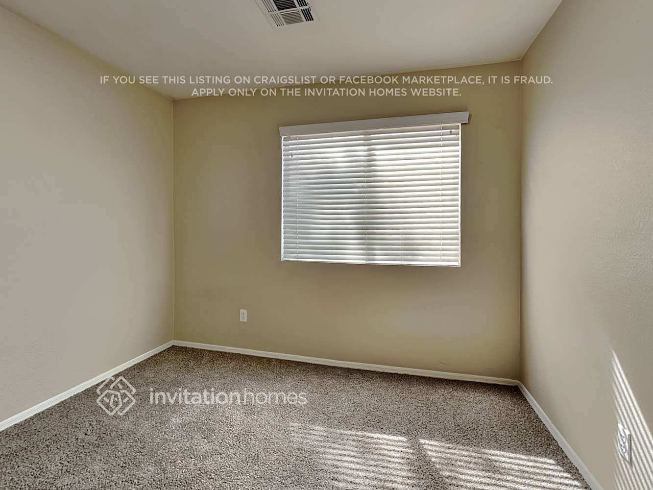 Building Photo - 3909 N 103rd Dr