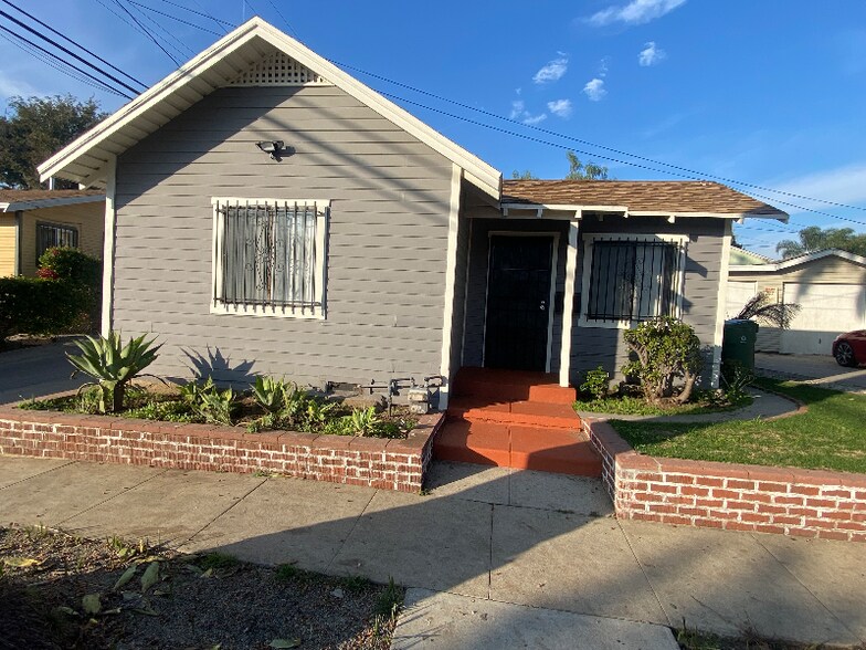 Primary Photo - 725 S Osage Ave
