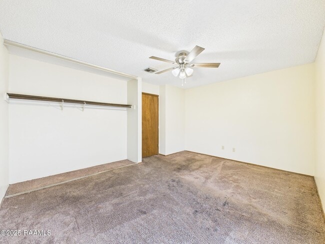 Building Photo - 201 High Meadows Blvd