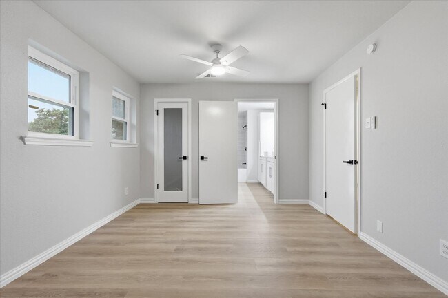 Building Photo - 5719 Enchanted Ln