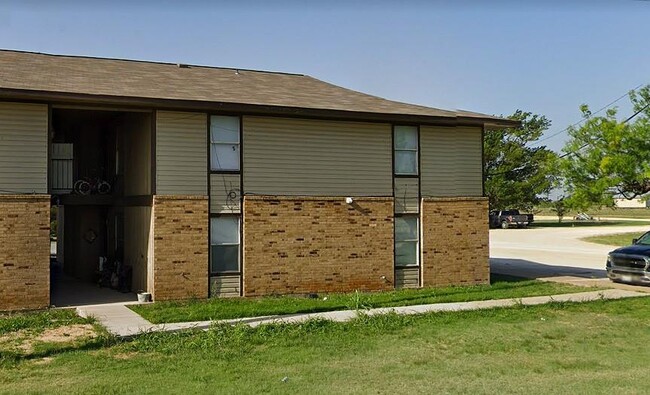 Building Photo - 102 Eastfield Dr