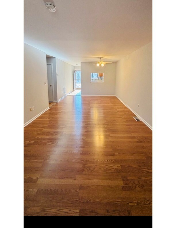 Building Photo - 46 Lance Cir