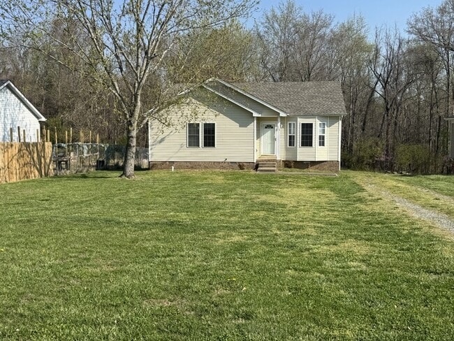 Building Photo - 518 Bruce Jenner Dr