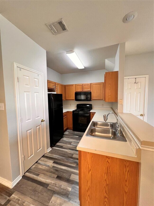 Building Photo - 14109 Merseyside Dr