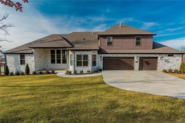 Building Photo - 489 E Ozark View Drive