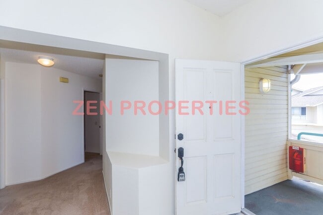 Building Photo - 2 Bedroom, 2 Bath, 2 Car Garage for rent a...