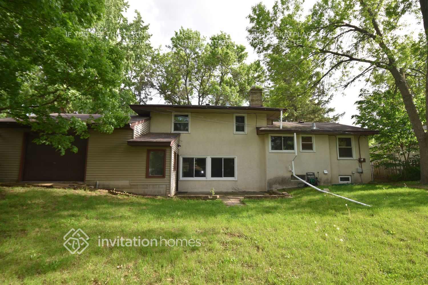 Building Photo - 2241 Randy Ave