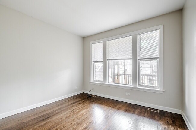 Building Photo - 6111 S Eberhart Ave