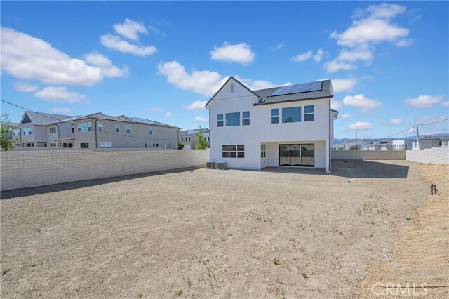 Building Photo - 27510 Elderberry Dr