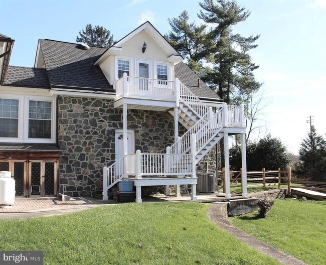 Building Photo - 1934 Bleim Rd