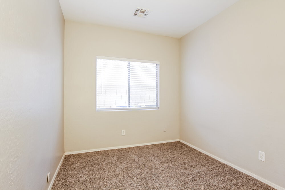 Building Photo - 12917 W Aster Dr