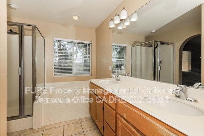 Building Photo - 32585 Guevara Dr