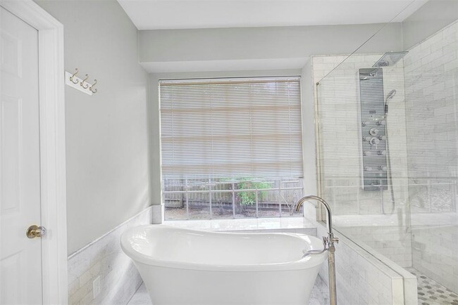 Building Photo - 66 N Thundercreek Pl