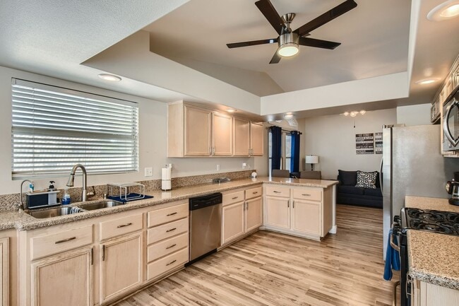 Building Photo - 2114 Akamine Ave