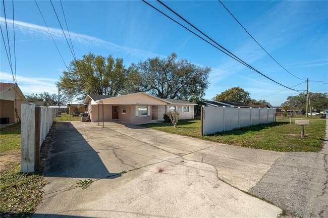 Primary Photo - 2907 Wheeler St