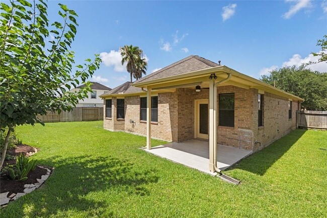Building Photo - 1240 Pisana