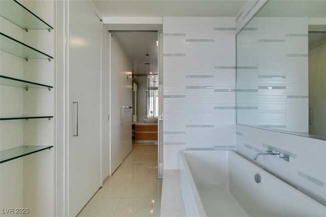 Building Photo - 3722 Las Vegas Blvd S