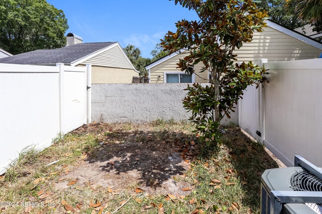 Building Photo - 8236 Rigel Rd